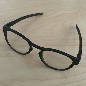 Oakley Latched matte black